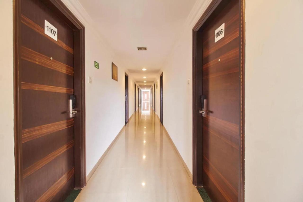 Hotel Shirdi Sai Wada Extérieur photo