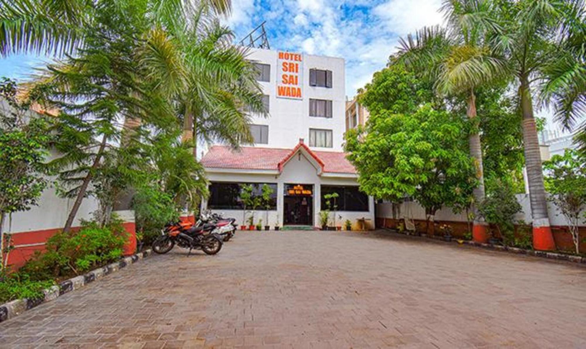 Hotel Shirdi Sai Wada Extérieur photo