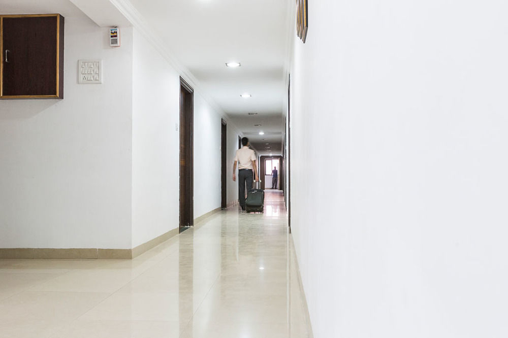 Hotel Shirdi Sai Wada Extérieur photo